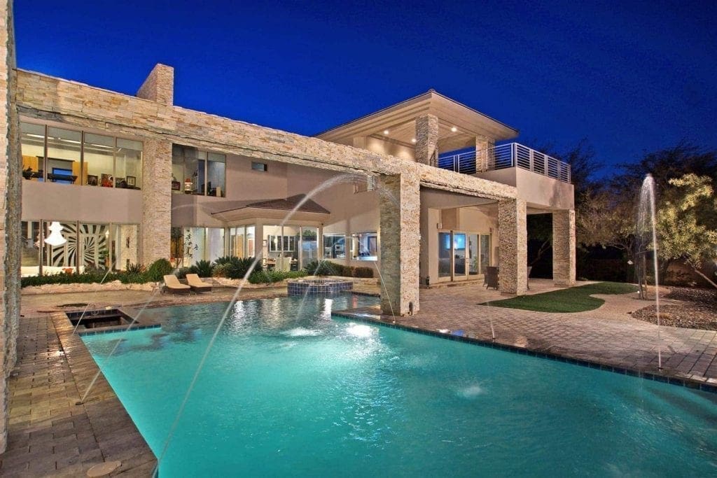 Luxury Houses